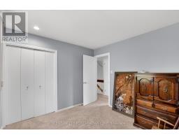 19 BARTLETT CRESCENT - 21