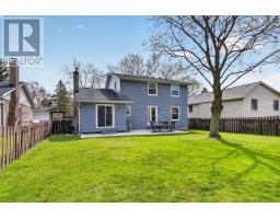 19 BARTLETT CRESCENT - 39