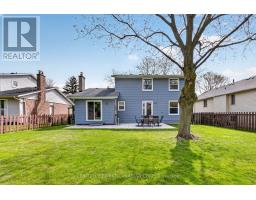 19 BARTLETT CRESCENT - 40