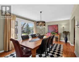 19 BARTLETT CRESCENT - 6