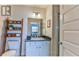 10 - 1850 BEAVERBROOK AVENUE - 24