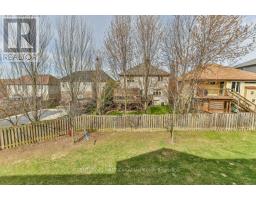 10 - 1850 BEAVERBROOK AVENUE - 32