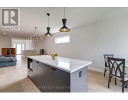 42 ALEXANDER CIRCLE - 23