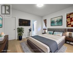 42 ALEXANDER CIRCLE - 24