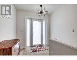 42 ALEXANDER CIRCLE - 9