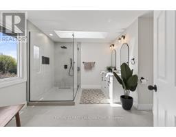 124 SUNRAY AVENUE - 22