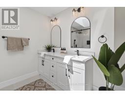 124 SUNRAY AVENUE - 23