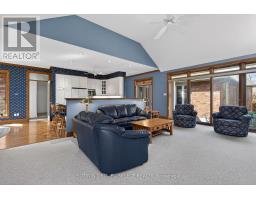 300 WINDERMERE COURT W - 24