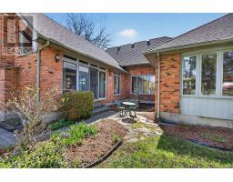 300 WINDERMERE COURT W - 35