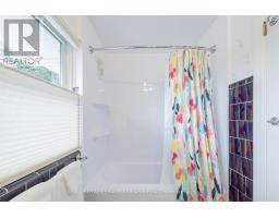 6 ROSEL CRESCENT - 34