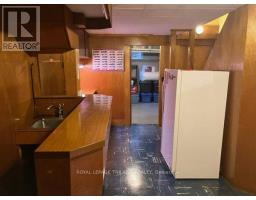 6 ROSEL CRESCENT - 36