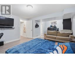 22 TANOAK DRIVE - 32