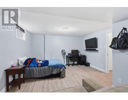 22 TANOAK DRIVE - 33