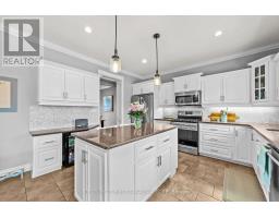 35 WOOD LILY LANE - 13