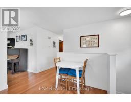 34 TAYLOR CRESCENT - 13