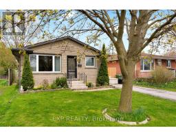 34 TAYLOR CRESCENT - 3