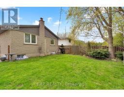34 TAYLOR CRESCENT - 43