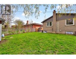 34 TAYLOR CRESCENT - 44