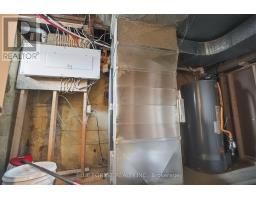 178 THOMPSON ROAD - 24