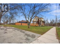178 THOMPSON ROAD - 30