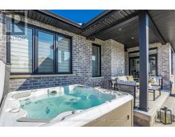 31 VIOLET COURT - 37