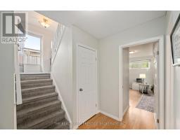 142 PORTSMOUTH CRESCENT E - 17