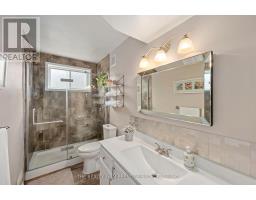 142 PORTSMOUTH CRESCENT E - 21