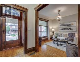 835 DUFFERIN AVENUE - 18