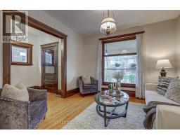 835 DUFFERIN AVENUE - 21