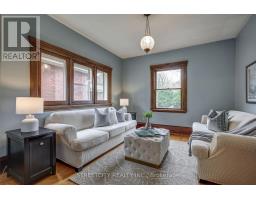 835 DUFFERIN AVENUE - 26