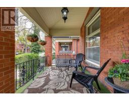 835 DUFFERIN AVENUE - 3