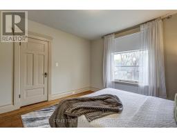 835 DUFFERIN AVENUE - 42