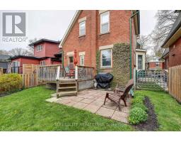 835 DUFFERIN AVENUE - 8