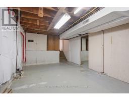 1281 VICTORIA DRIVE - 32