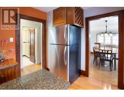 117 ELMWOOD AVENUE E - 32