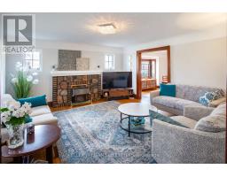 117 ELMWOOD AVENUE E - 9