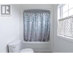 181 GILMOUR DRIVE - 27
