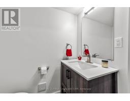 181 GILMOUR DRIVE - 32