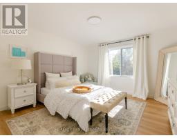 32 BROADWAY AVENUE - 12