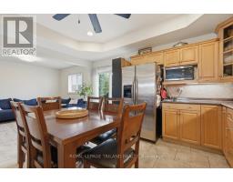 1687 SEYMOUR CRESCENT - 13