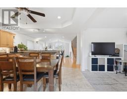 1687 SEYMOUR CRESCENT - 17