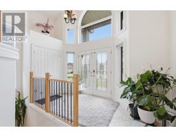 1687 SEYMOUR CRESCENT - 2