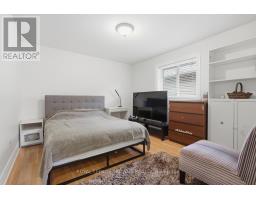 1687 SEYMOUR CRESCENT - 25