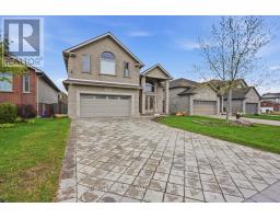 1687 SEYMOUR CRESCENT - 46