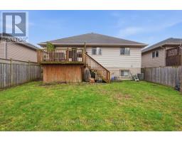 1687 SEYMOUR CRESCENT - 47