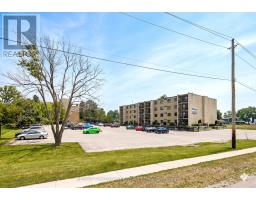 102 - 31 VICTORIA STREET S - 34