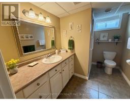 18 REDTAIL COURT - 37