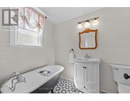 482 EMERY STREET E - 19