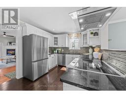 482 EMERY STREET E - 23