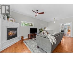 482 EMERY STREET E - 28